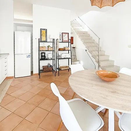 Vakantiehuis Lovely In Portocolom With Kitchen *